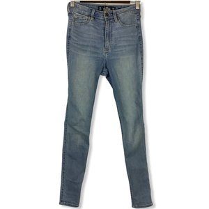 Hollister Ultra High-Rise Skinny Jeans Sz 0 Short